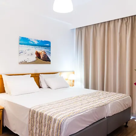 Helios 2 * Paphos