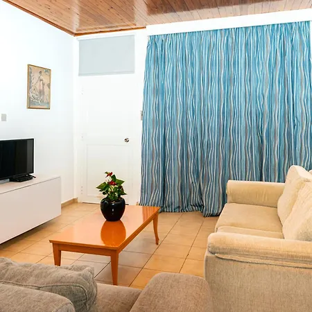 Helios 2 Apartment