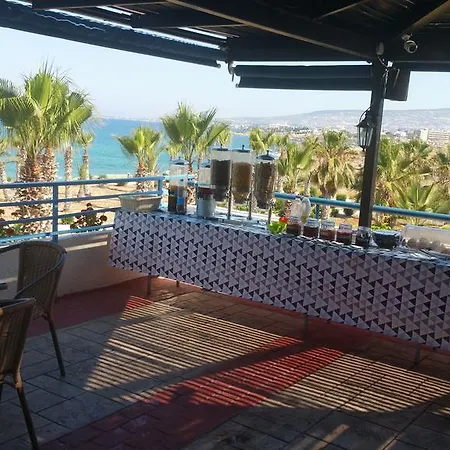 Helios 2 Apartment