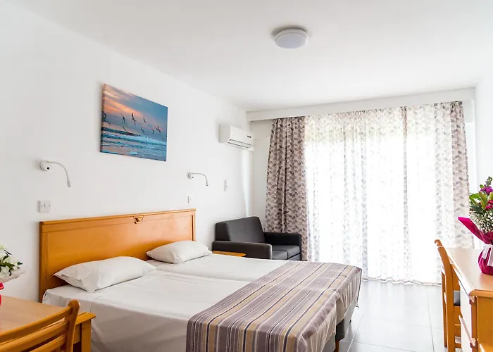 Helios 2 * Πάφος