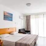Helios 2 * Paphos