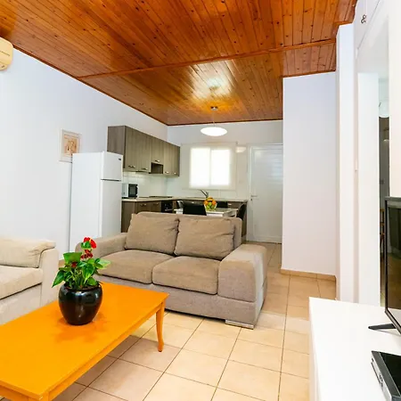 Helios 2 Apartment Paphos